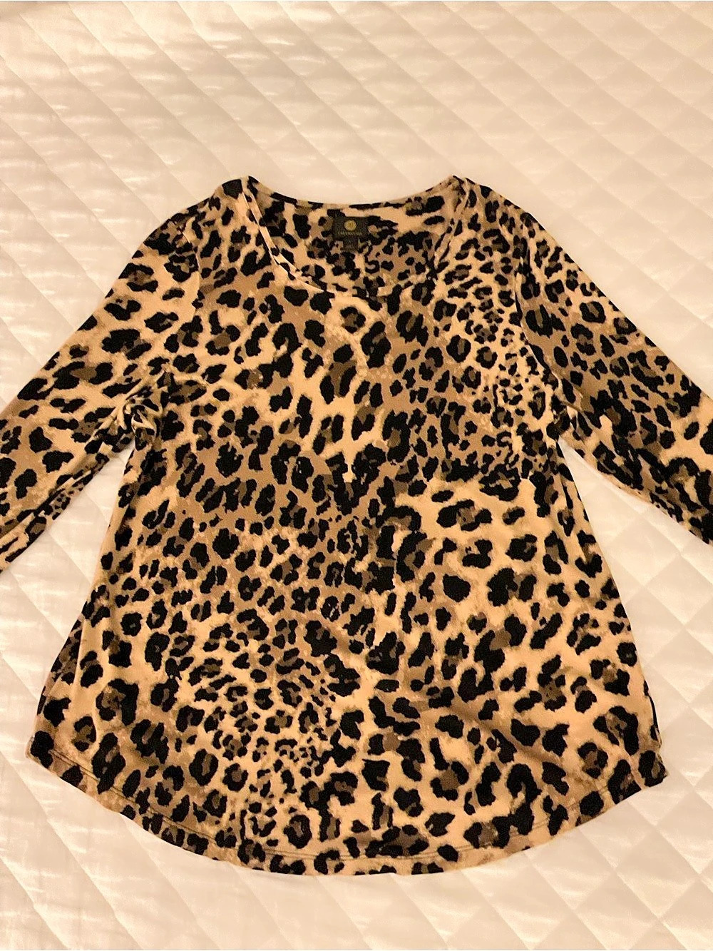 JM Collection Leopard Print Long Sleeve Top Size Large Like New